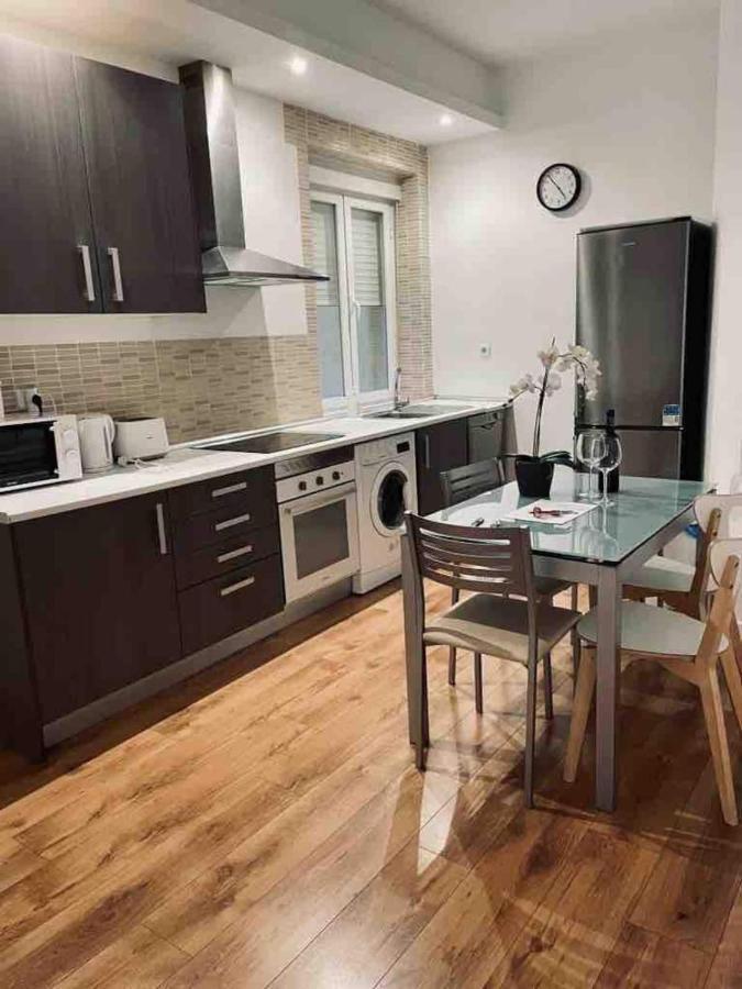 Excelente Piso De 3 Habitaciones En La Latina มาดริด ภายนอก รูปภาพ