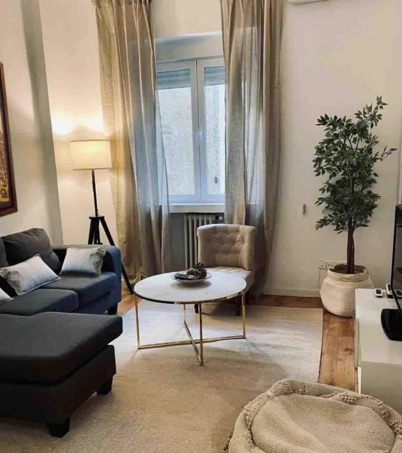 Excelente Piso De 3 Habitaciones En La Latina มาดริด ภายนอก รูปภาพ