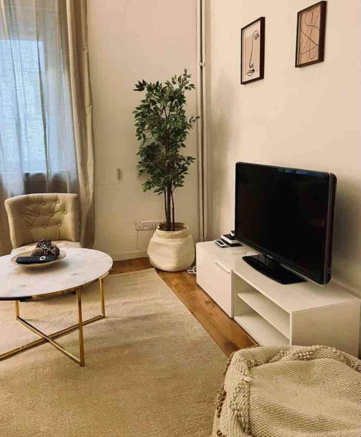 Excelente Piso De 3 Habitaciones En La Latina มาดริด ภายนอก รูปภาพ